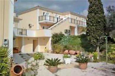 Barbara Studios & Apartments Svoronata Aparthotel