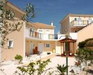 Barbara Studios & Apartments Svoronata 2*,