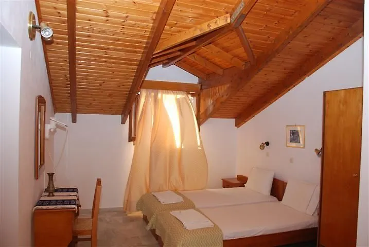 Barbara Studios & Apartments Svoronata Aparthotel