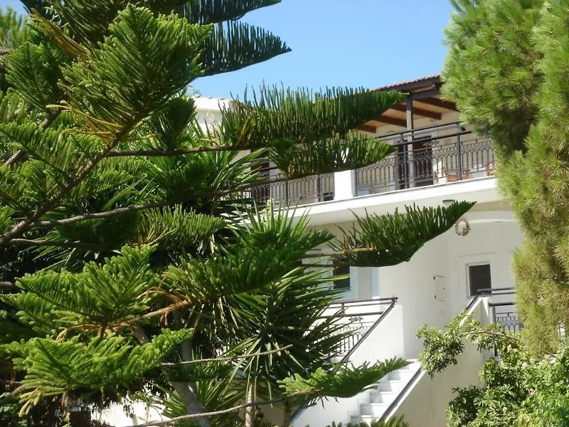 ** Aparthotel Barbara Studios & Apartments Svoronata Greece