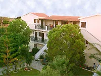** Aparthotel Barbara Studios & Apartments Svoronata Greece