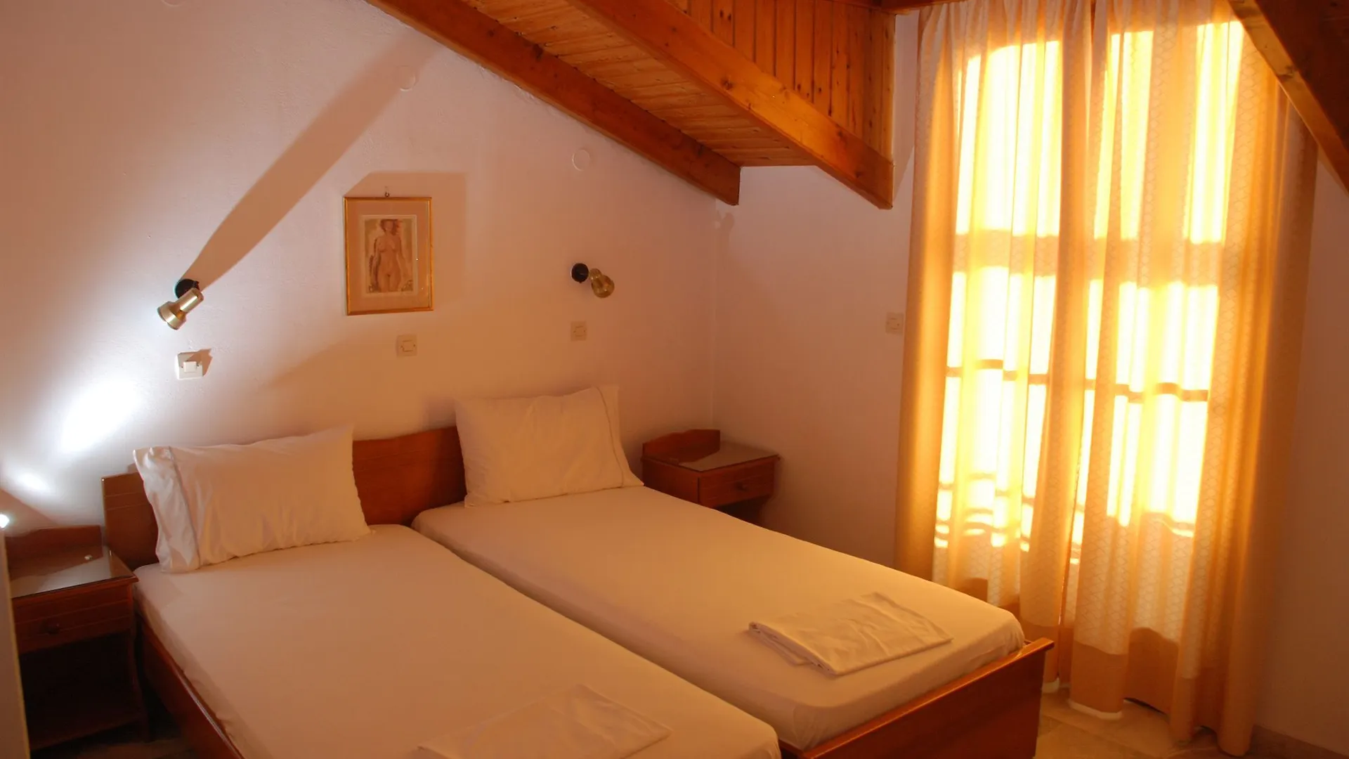 Barbara Studios & Apartments Svoronata 2*,  Greece